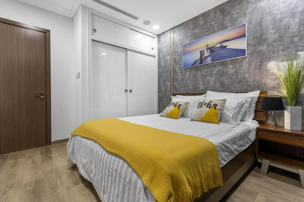 *Bom Homes* Vinhomes Central Park- Luxury Apartment Ho Chi Minh City