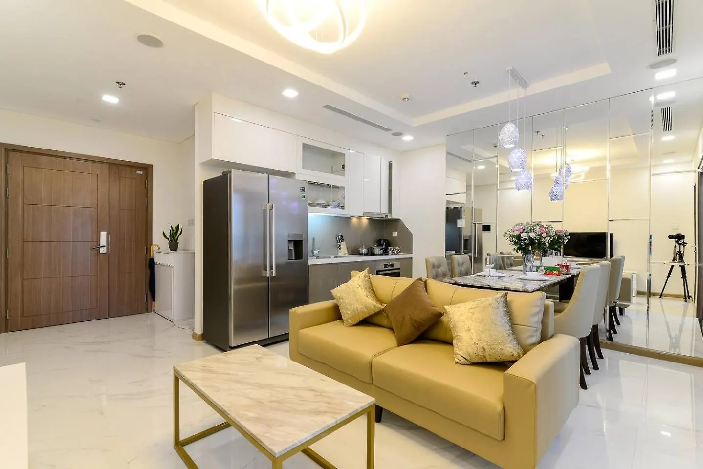 *Bom Homes* Vinhomes Central Park- Luxury Apartment Ho Chi Minh City
