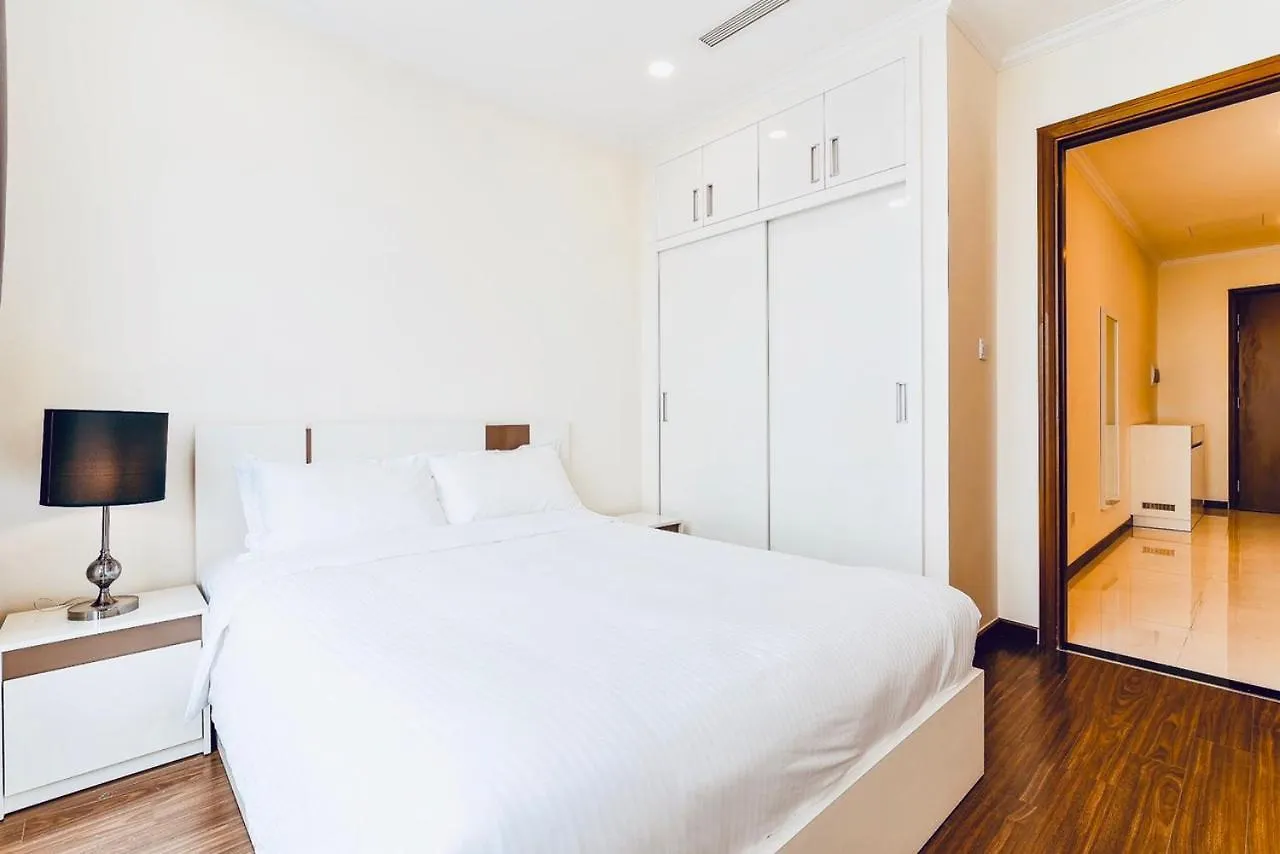 *Bom Homes* Vinhomes Central Park- Luxury Apartment Ho Chi Minh City 0*,  Vietnam